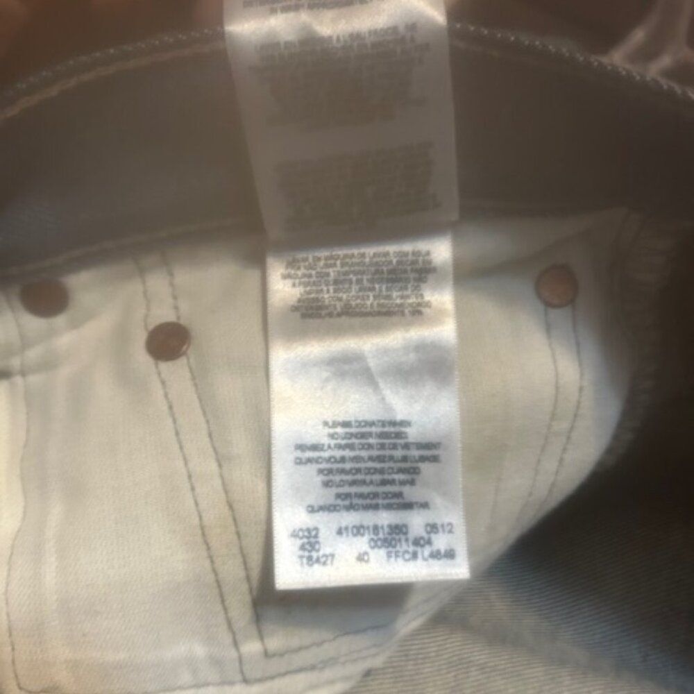 501 button-fly 5 pocket denim jeans, size 38/32 - Picture 5 of 6